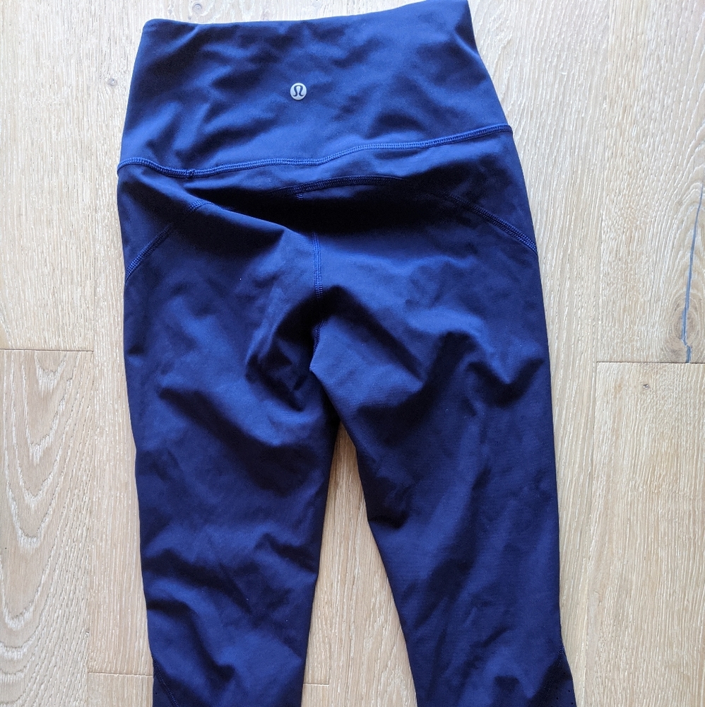 Lululemon Crops, 19"